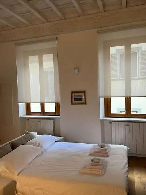 Domus Lucrezia Apartment Florence