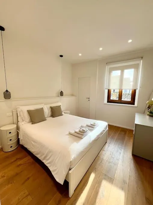 Domus Lucrezia Apartment Florence Italy